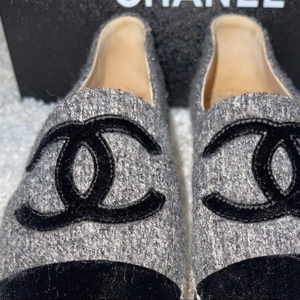 CHANEL 16A Black/Gray Espadrilles Sz. 37 - Picture 2 of 7
